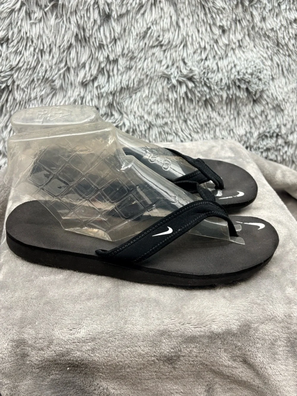 Nike Sandals Womens 9 Celso Girl Thong Flip Flop Black White Casual Beach